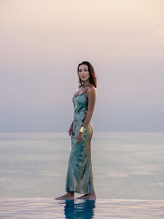 Alsou feet photo 2