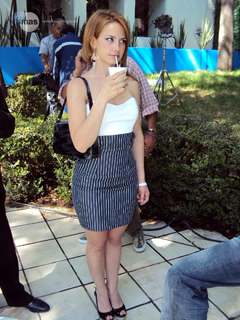 Altair Jarabo feet photo thumbnail