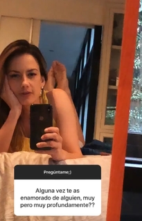 Altair Jarabo feet photo thumbnail