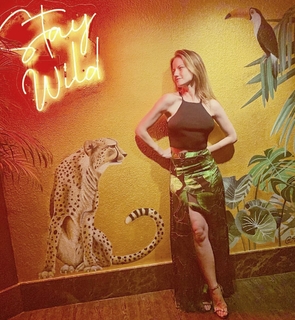 Altair Jarabo feet photo thumbnail