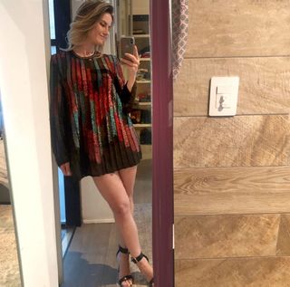 Altair Jarabo feet photo thumbnail