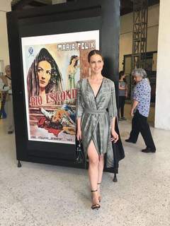 Altair Jarabo feet photo thumbnail