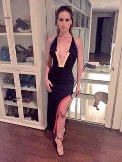 Altair Jarabo feet photo thumbnail