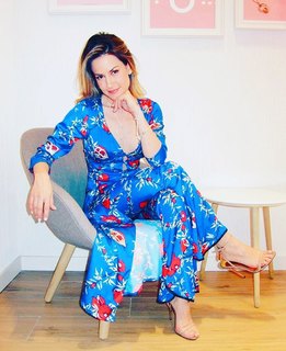 Altair Jarabo feet photo thumbnail