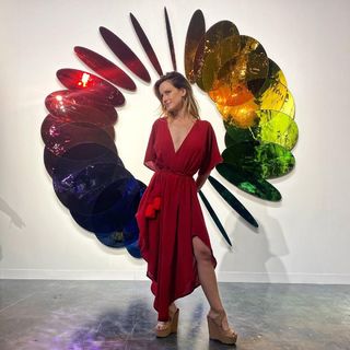 Altair Jarabo feet photo thumbnail