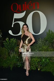 Altair Jarabo feet photo thumbnail