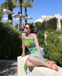 Altair Jarabo feet photo thumbnail