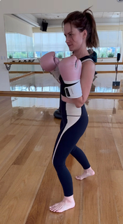 Altair Jarabo feet photo thumbnail