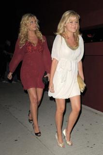 Aly Michalka feet photo thumbnail