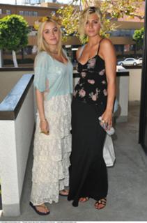 Aly Michalka feet photo thumbnail