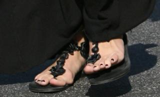 Aly Michalka feet photo thumbnail