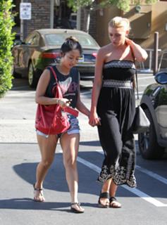 Aly Michalka feet photo thumbnail