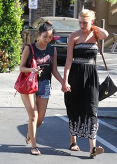Aly Michalka feet photo thumbnail