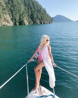 Aly Purrott-Armstrong feet photo 2