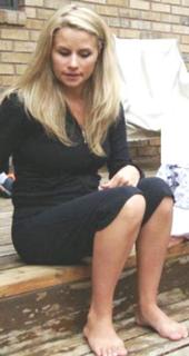 Aly Purrott-Armstrong feet photo 9