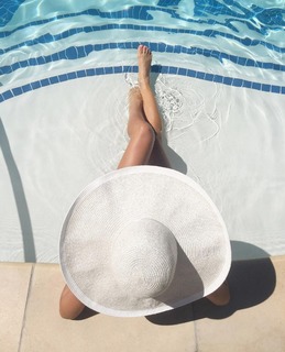 Aly Purrott-Armstrong feet photo 11