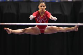 Aly Raisman feet photo thumbnail