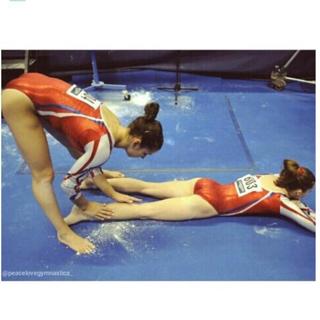 Aly Raisman feet photo thumbnail