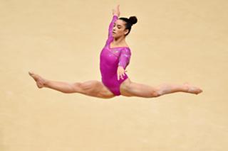 Aly Raisman feet photo thumbnail