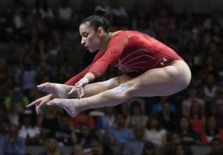 Aly Raisman feet photo thumbnail