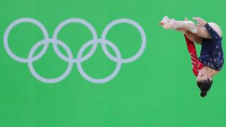 Aly Raisman feet photo thumbnail