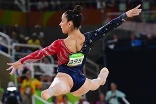 Aly Raisman feet photo thumbnail