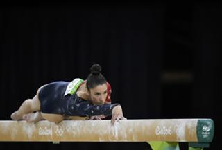 Aly Raisman feet photo thumbnail
