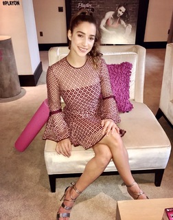 Aly Raisman feet photo thumbnail