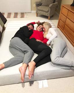 Aly Raisman feet photo thumbnail