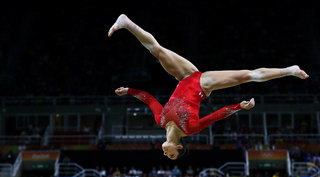 Aly Raisman feet photo thumbnail