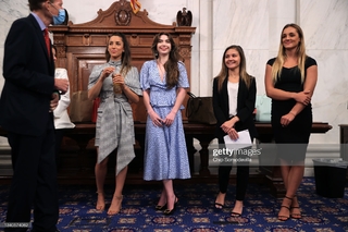Aly Raisman feet photo thumbnail