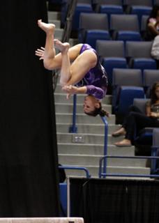 Aly Raisman feet photo thumbnail