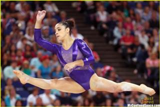 Aly Raisman feet photo thumbnail