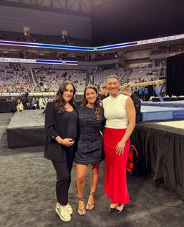Aly Raisman feet photo thumbnail