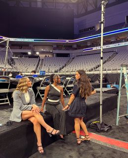 Aly Raisman feet photo thumbnail