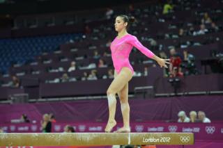 Aly Raisman feet photo thumbnail