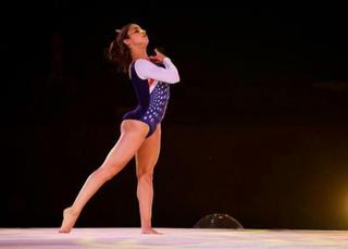 Aly Raisman feet photo thumbnail