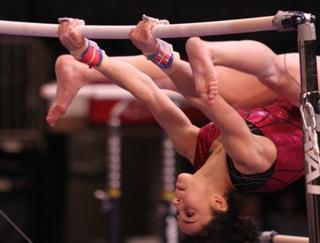 Aly Raisman feet photo thumbnail