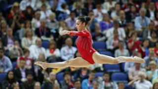 Aly Raisman feet photo thumbnail