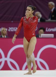 Aly Raisman feet photo thumbnail