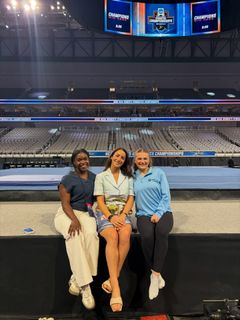 Aly Raisman feet photo 7