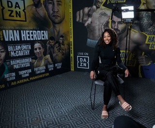 Alycia Baumgardner feet photo 3