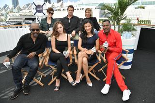 Alycia Debnam-Carey feet photo thumbnail