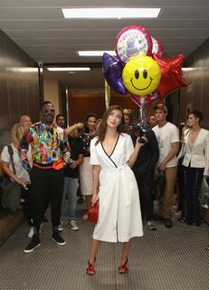 Alycia Debnam-Carey feet photo thumbnail