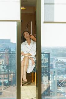 Alycia Debnam-Carey feet photo thumbnail