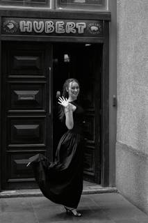 Alycia Debnam-Carey feet photo thumbnail