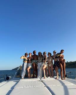 Alycia Debnam-Carey feet photo thumbnail