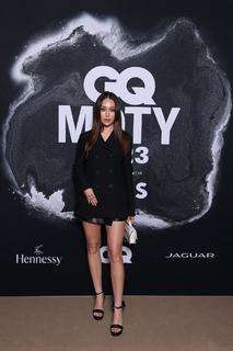 Alycia Debnam-Carey feet photo thumbnail