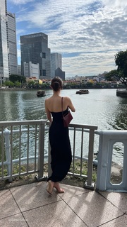 Alycia Debnam-Carey feet photo thumbnail