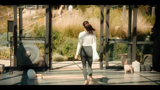 Alycia Debnam-Carey feet photo thumbnail